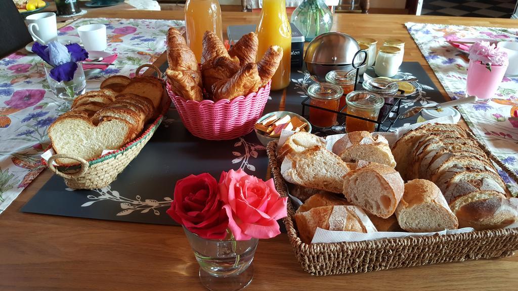 Le Logis De La Poupeliere Bed and Breakfast Vouhé Εξωτερικό φωτογραφία