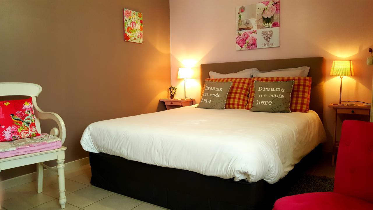 Le Logis De La Poupeliere Bed and Breakfast Vouhé Εξωτερικό φωτογραφία